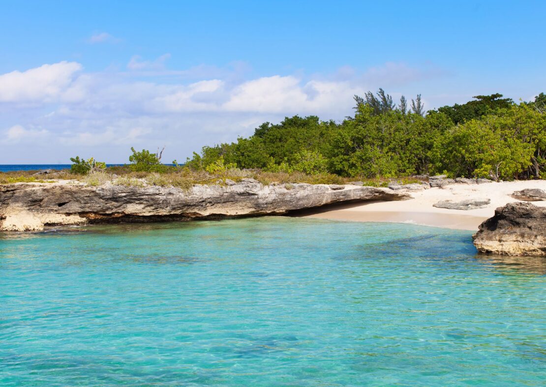 Smith Cove Grand Cayman beach 