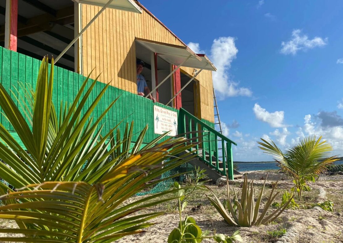 Palm Grove Bar and Grill