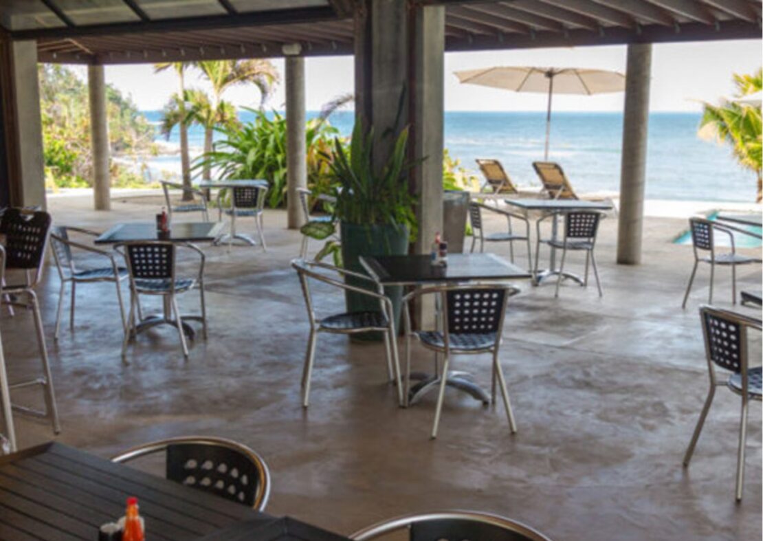 Pagua Bay Bar & Grill domincia 